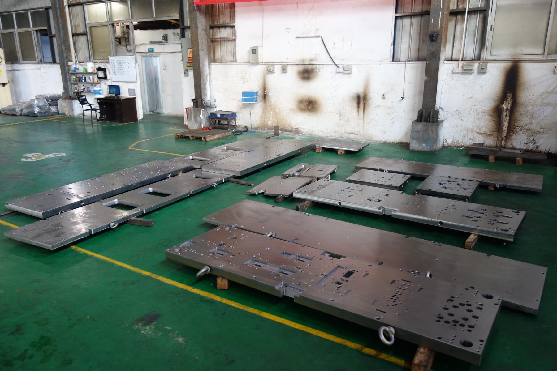 汽車模具制造公司承接模板加工